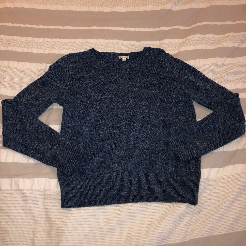 Blue Gap sweater, size small.
